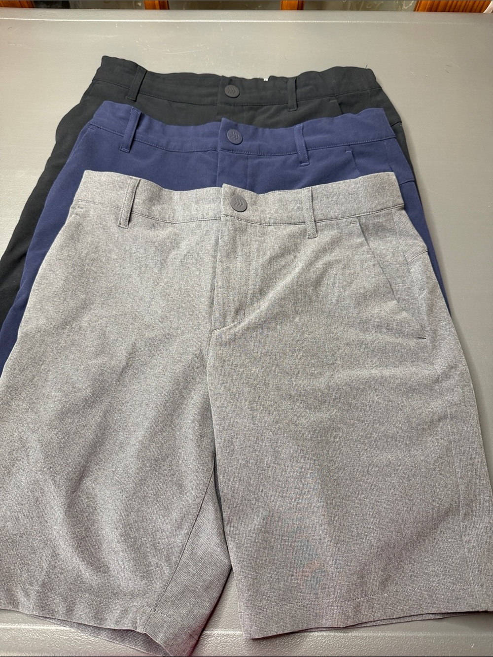 Kid’s all in motion Flat-Front Golf Shorts.  Bundle of 3. Size: 10